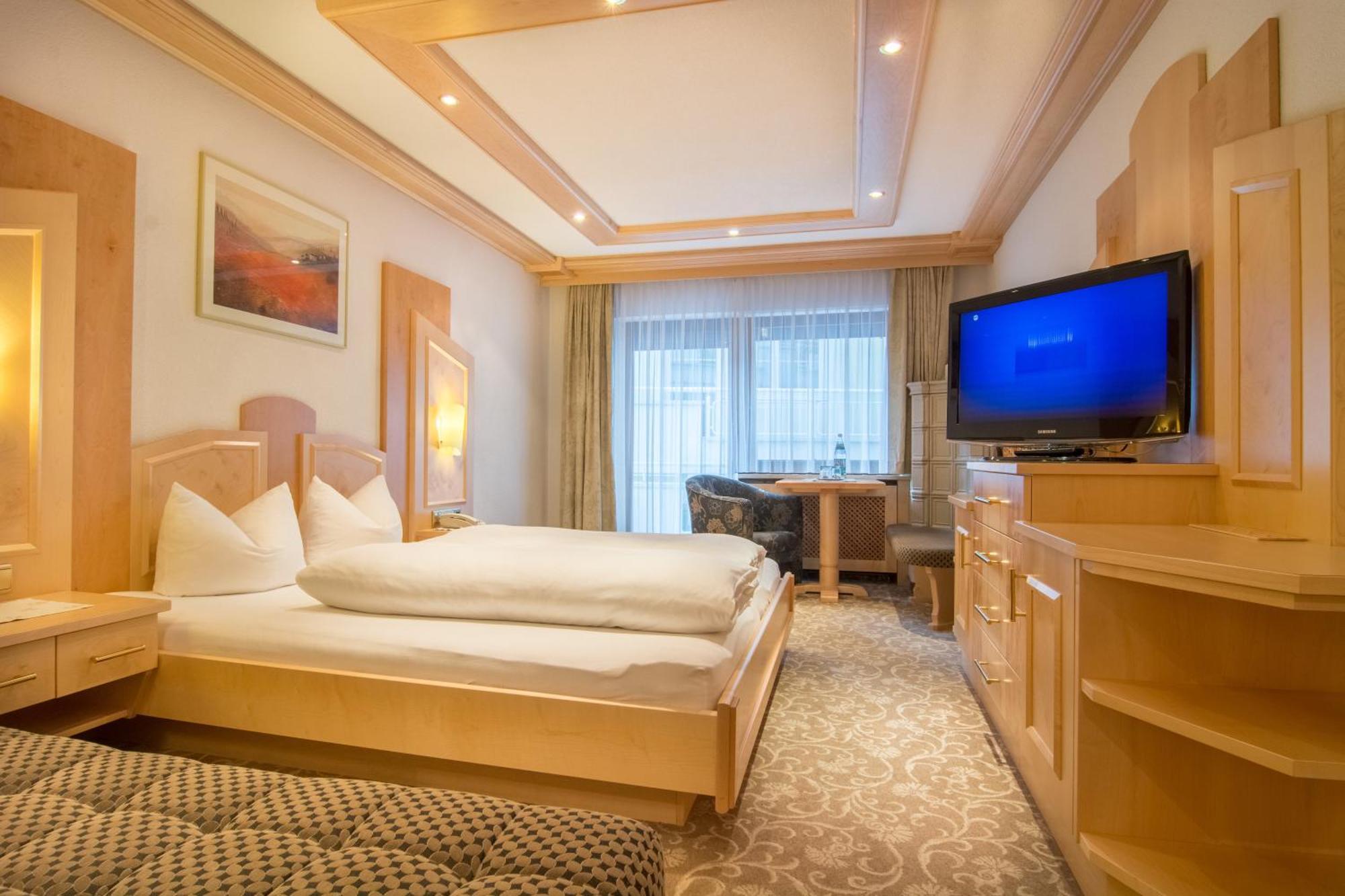 Alphotel Garni Salner Ишгъл Екстериор снимка